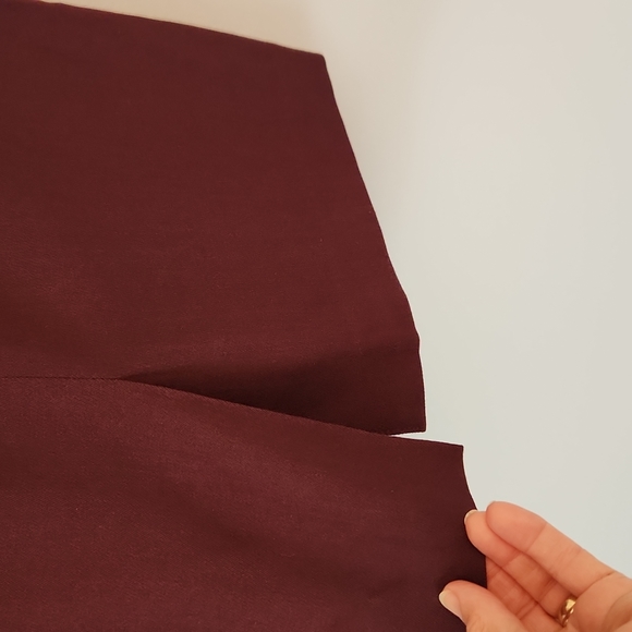 Peter Nygard , wool pencil skirt ,size 8 - Picture 5 of 8